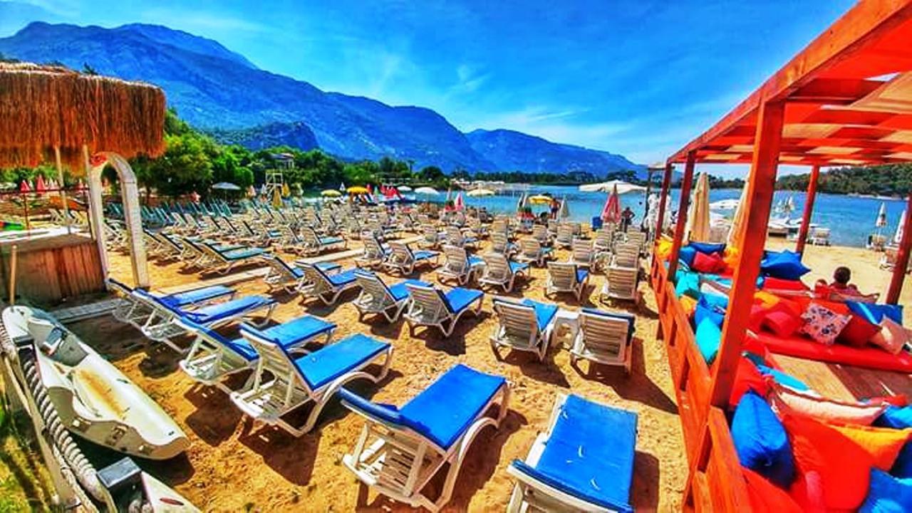 Golden Sand Beach Club & Caravan Holidays Олудениз Экстерьер фото